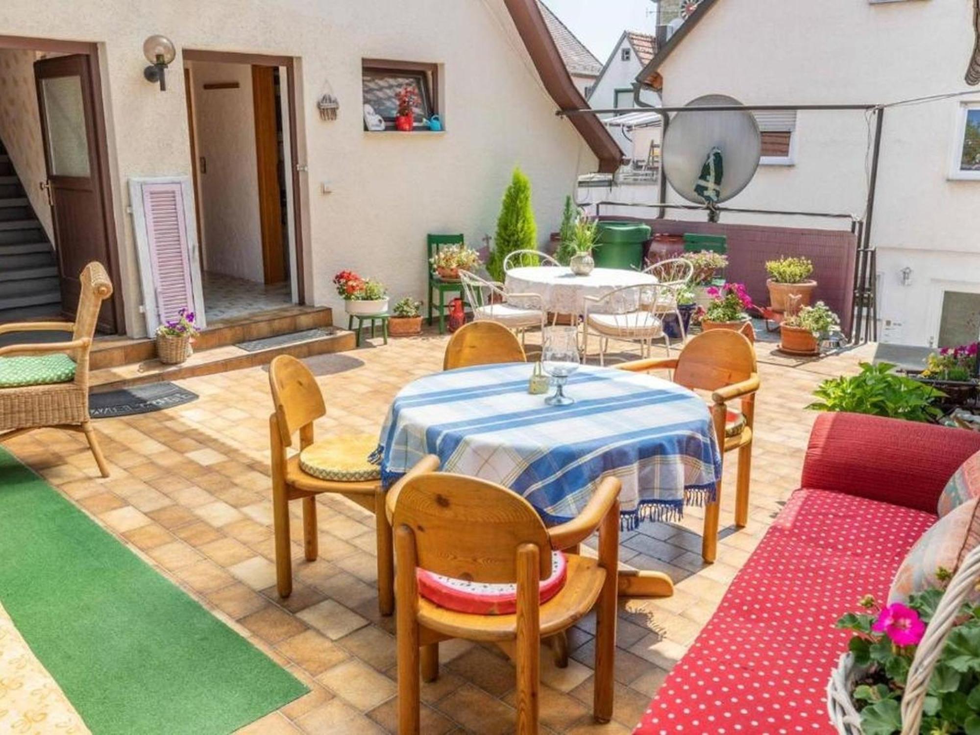 Apartmenthaus Ferienwohnungen Sila Weinstadt Kültér fotó
