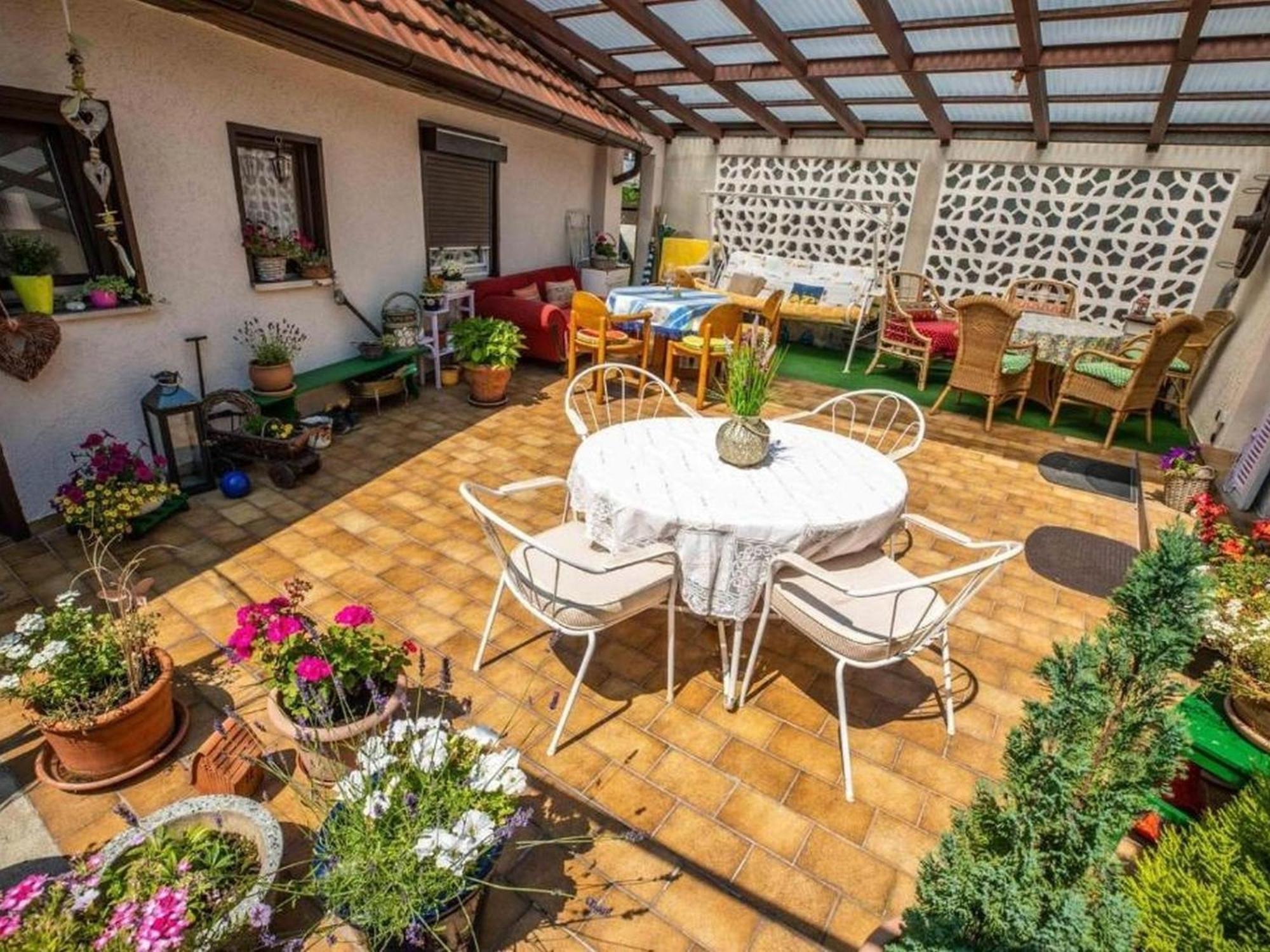 Apartmenthaus Ferienwohnungen Sila Weinstadt Kültér fotó